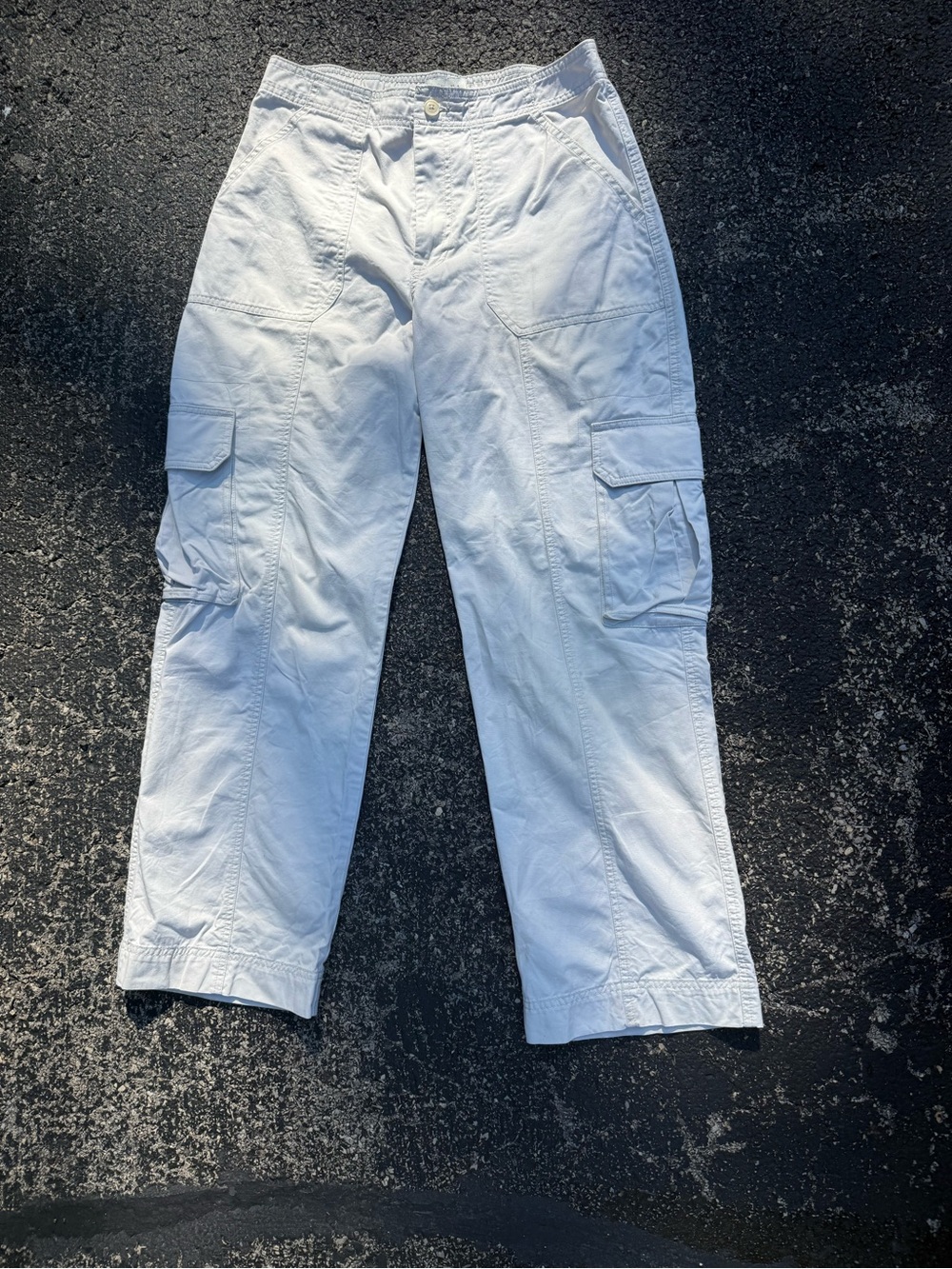 Abercrombie & Fitch Women's White Straight Leg Cargo Pants